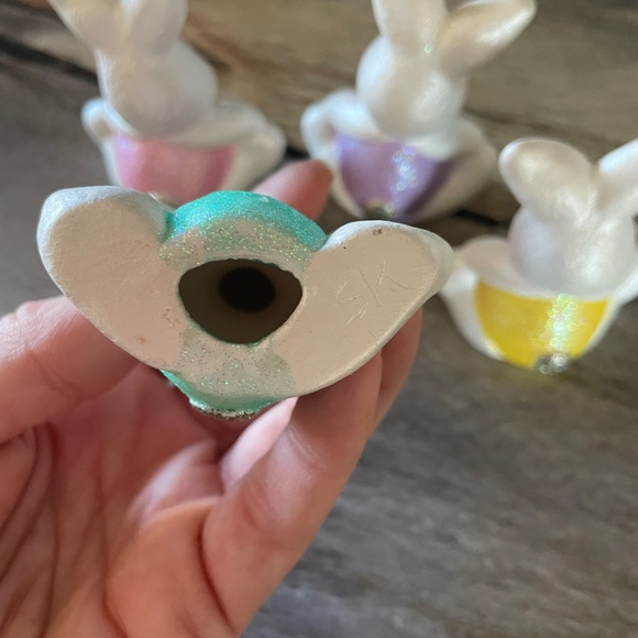 VTG SET OF 4 TINY HANDMADE CERAMIC EASTER BUNNIES - Picture 5 of 8